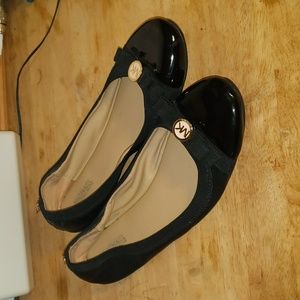 Michael Kors Dixie Black Leather Ballet Flats 9.5